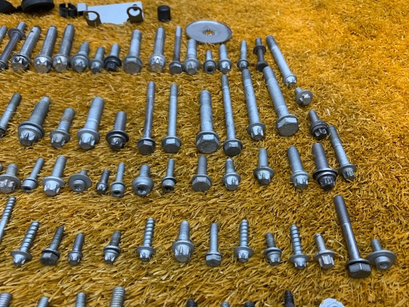 Болты и гайки ДВС, 1080 рублей, Красноярск