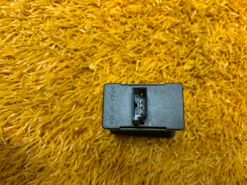 кнопка стеклоподъемника, 500 рублей, Красноярск