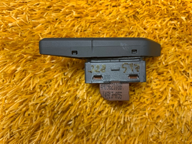 Кнопка центрального замка, 500 рублей, Красноярск