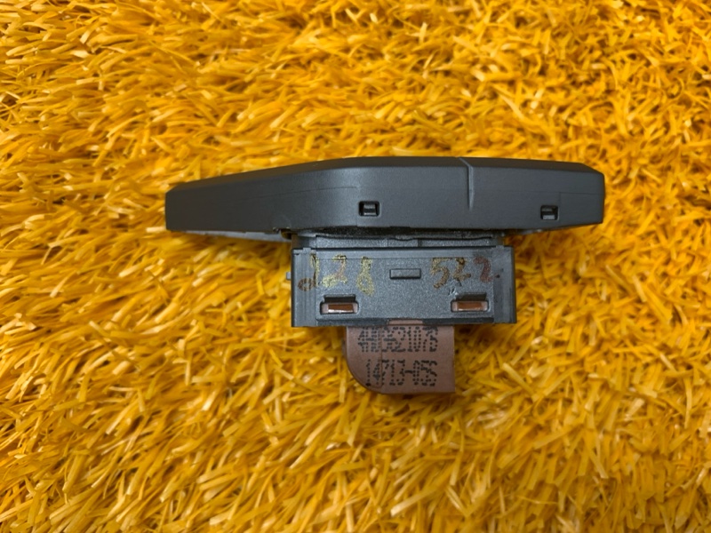 Кнопка центрального замка, 500 рублей, Красноярск