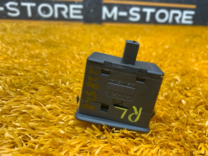 кнопка стеклоподъемника, 500 рублей, Красноярск