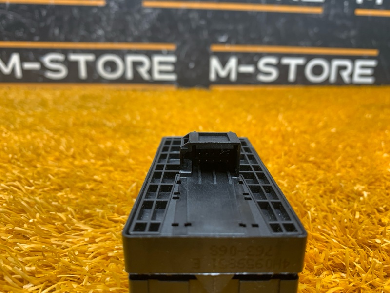 Блок управления стеклоподъемниками, 2560 рублей, Красноярск