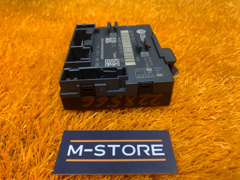 Блок управления дверью, 1000 рублей, Красноярск