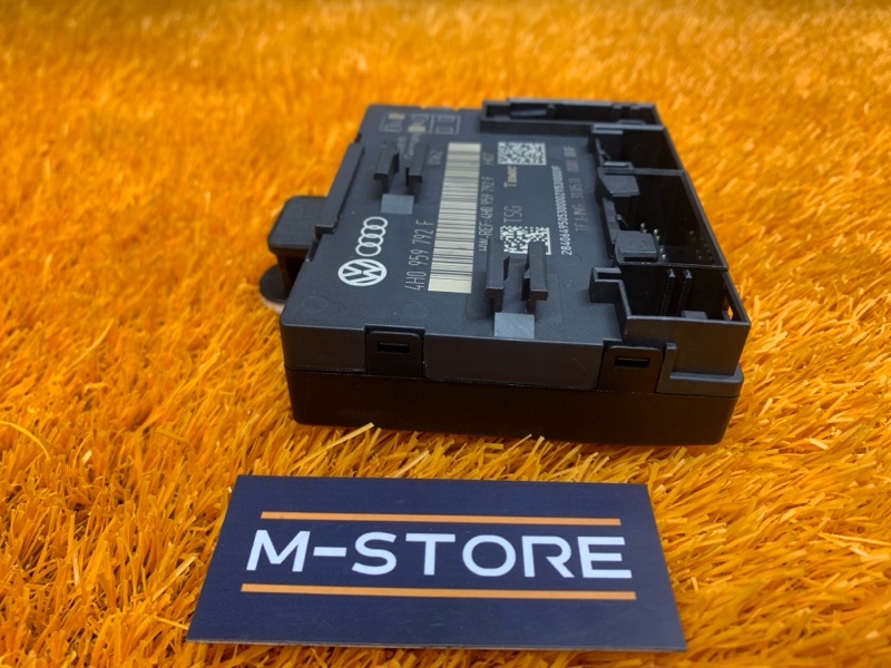 Блок управления дверью, 1000 рублей, Красноярск