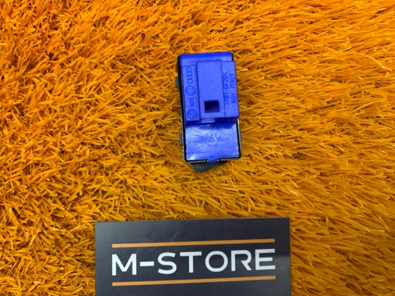 Кнопка центрального замка, 300 рублей, Красноярск