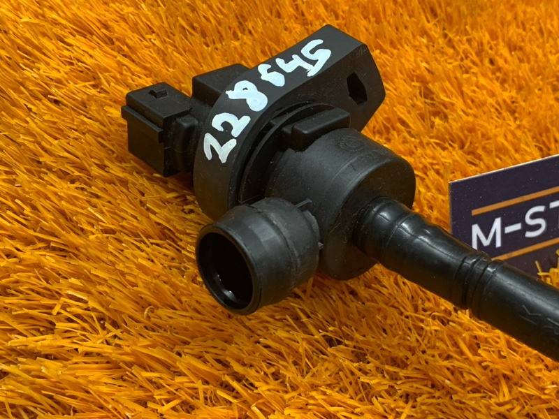 Клапан вентиляции топливного бака, 1000 рублей, Красноярск