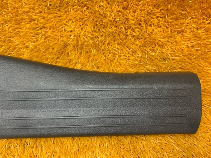 Накладка на порог салона, 380 рублей, Красноярск