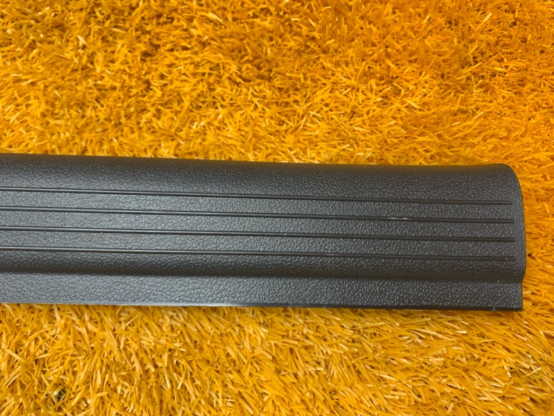 Накладка на порог салона, 240 рублей, Красноярск