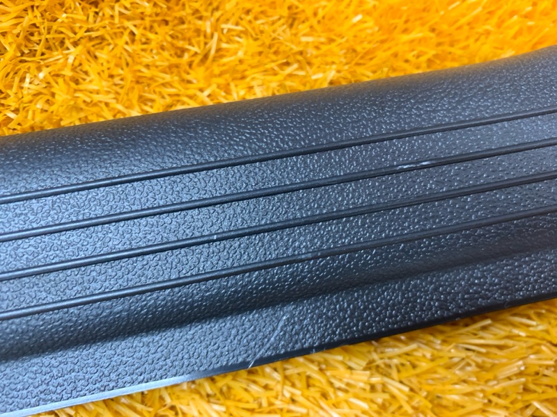 Накладка на порог салона, 240 рублей, Красноярск