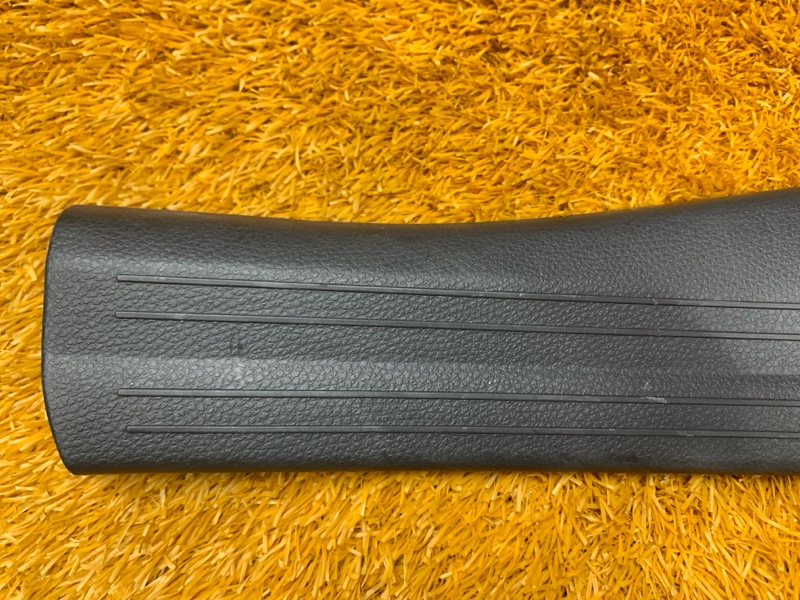 Накладка на порог салона, 380 рублей, Красноярск