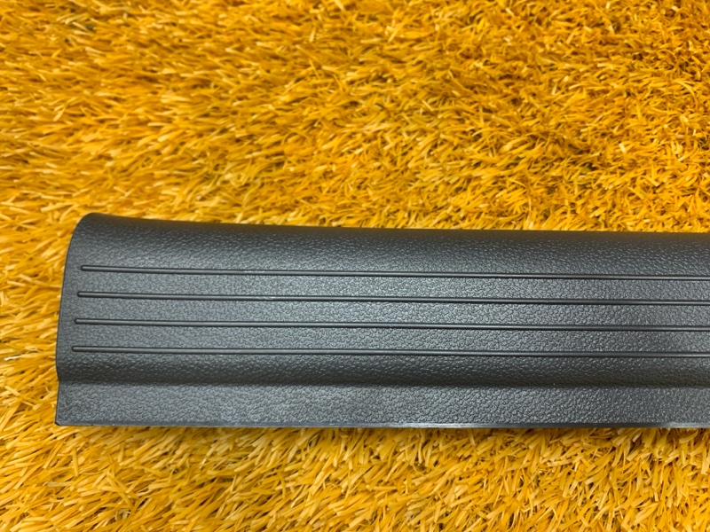 Накладка на порог салона, 200 рублей, Красноярск