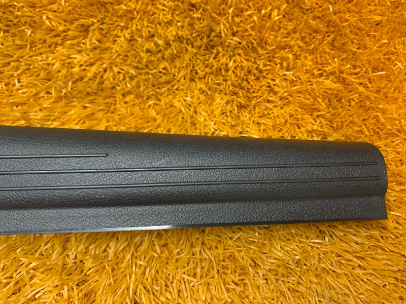 Накладка на порог салона, 200 рублей, Красноярск