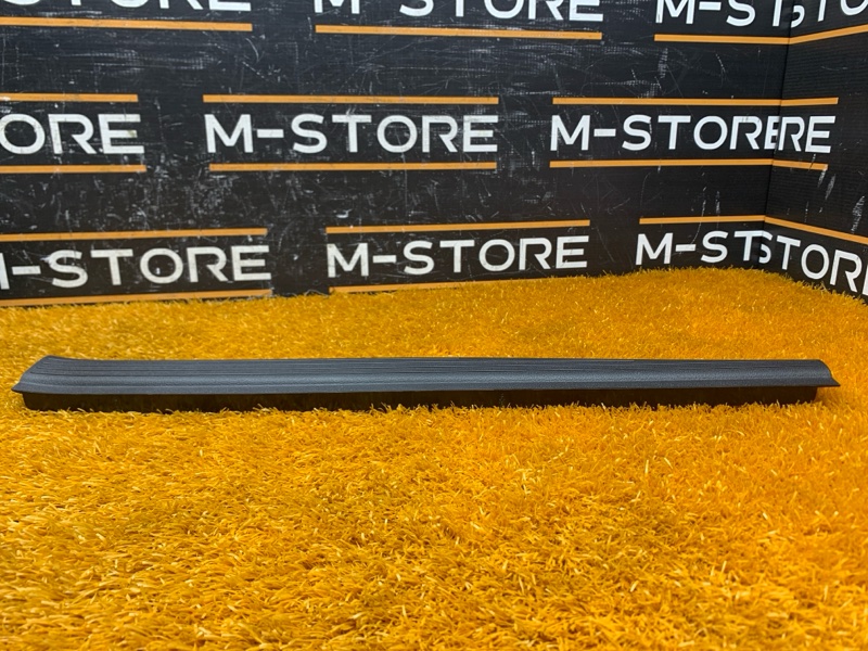 Накладка на порог салона, 200 рублей, Красноярск