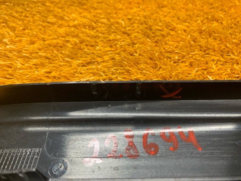 Накладка на порог салона, 200 рублей, Красноярск