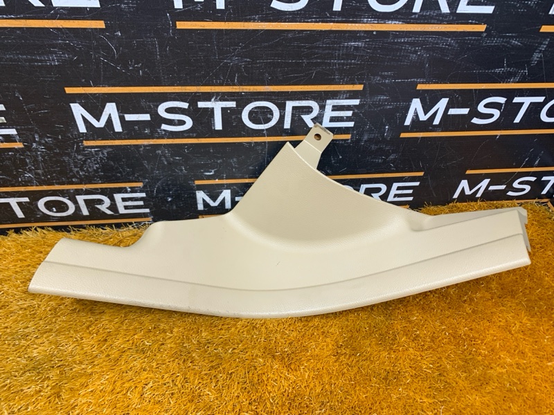 Накладка на порог салона, 380 рублей, Красноярск