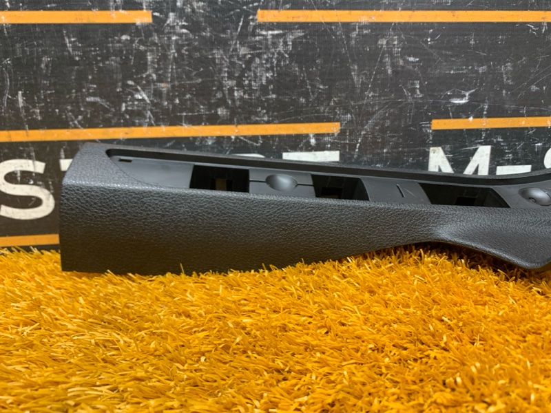 Накладка на порог салона, 540 рублей, Красноярск