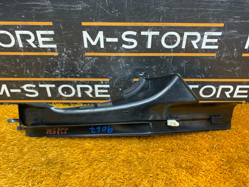 Накладка на порог салона, 300 рублей, Красноярск