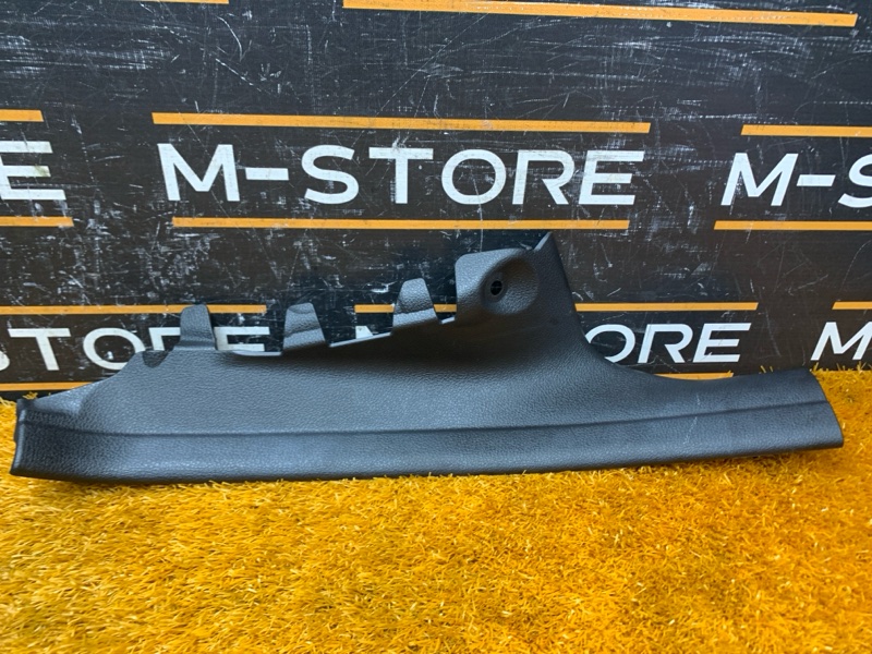 Накладка на порог салона, 610 рублей, Красноярск