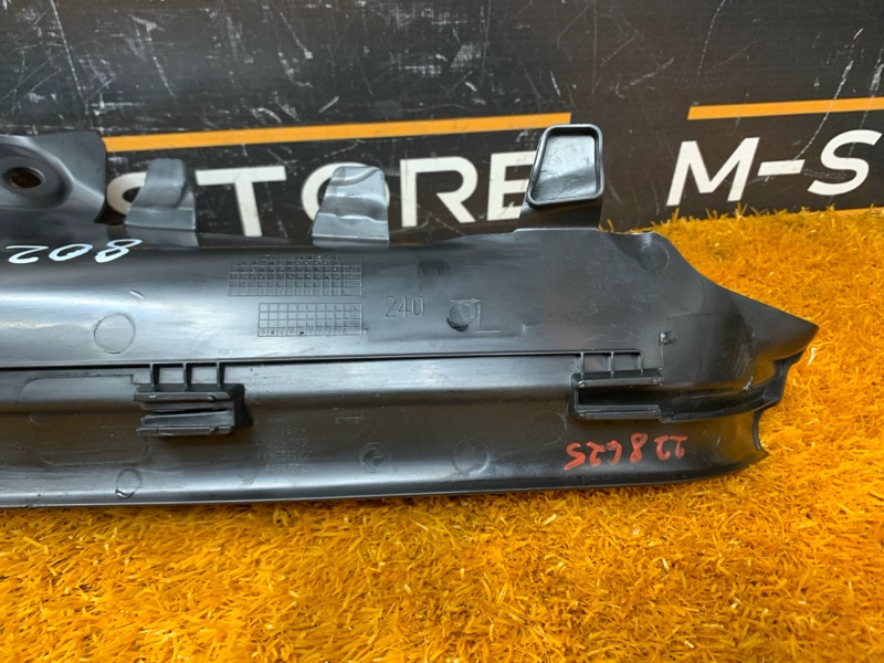 Накладка на порог салона, 610 рублей, Красноярск