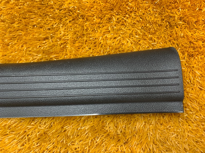 Накладка на порог салона, 300 рублей, Красноярск