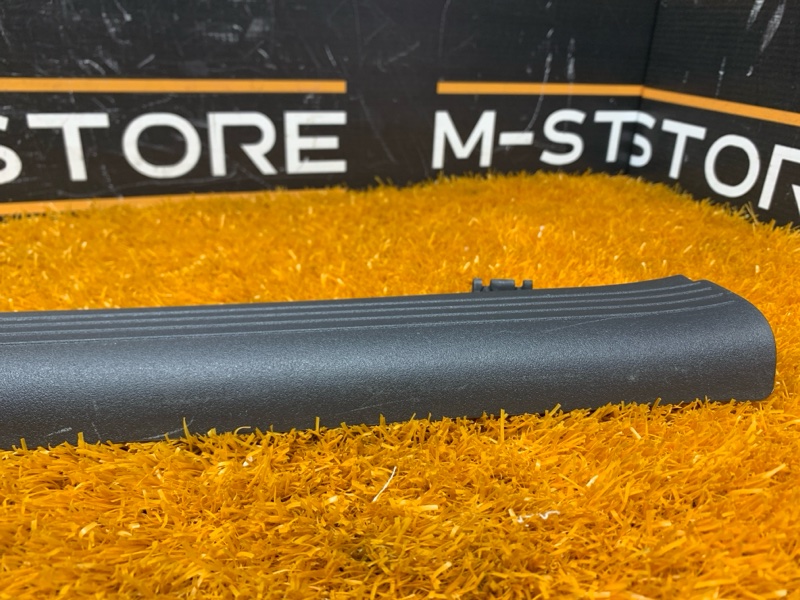 Накладка на порог салона, 300 рублей, Красноярск