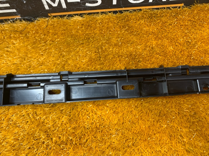 кронштейн порога, 370 рублей, Красноярск