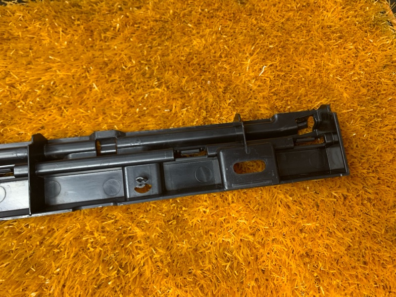 кронштейн порога, 370 рублей, Красноярск