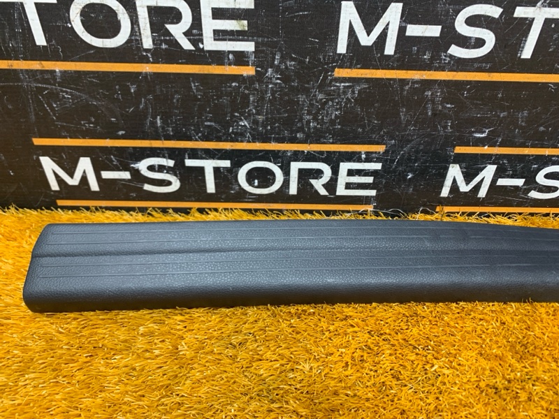 Накладка на порог салона, 760 рублей, Красноярск