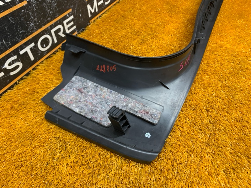 Накладка на порог салона, 760 рублей, Красноярск