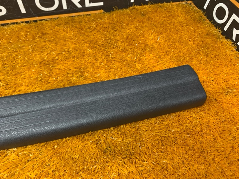 Накладка на порог салона, 760 рублей, Красноярск