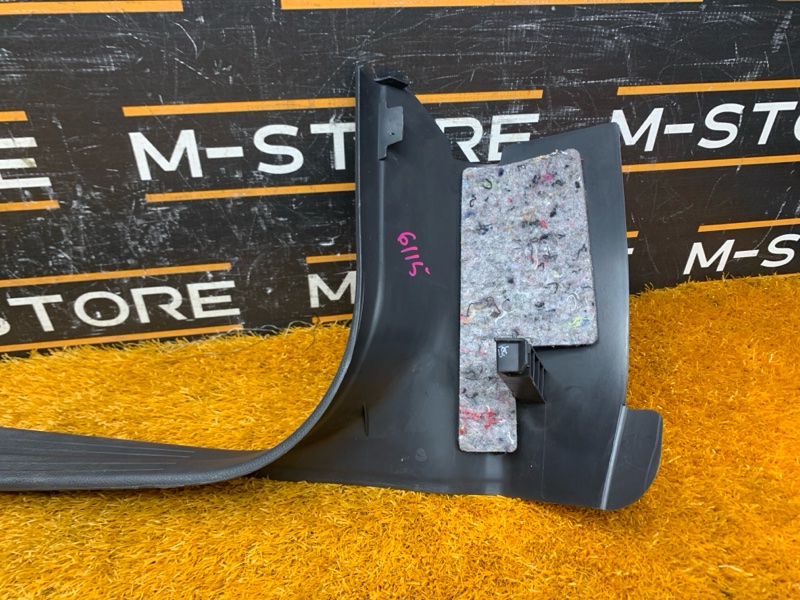 Накладка на порог салона, 760 рублей, Красноярск