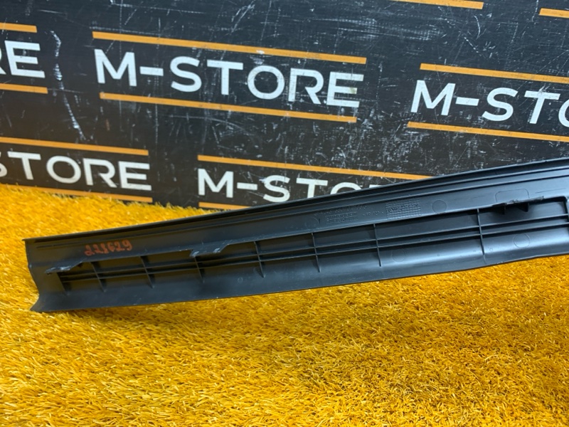 Накладка на порог салона, 760 рублей, Красноярск