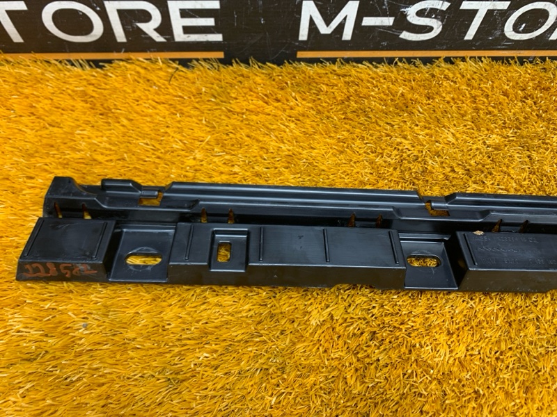 кронштейн порога, 370 рублей, Красноярск