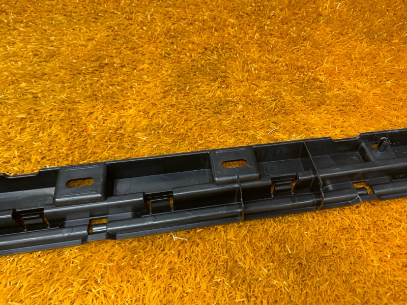 кронштейн порога, 370 рублей, Красноярск