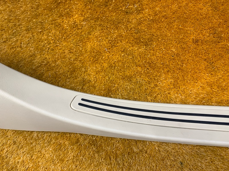 Накладка на порог салона, 380 рублей, Красноярск