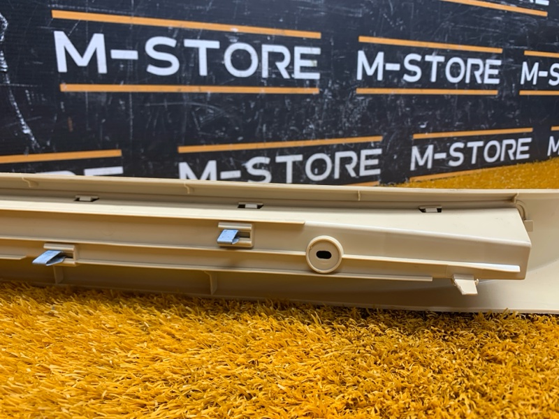 Накладка на порог салона, 380 рублей, Красноярск