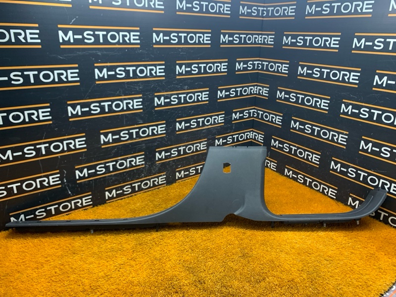 Накладка на порог салона, 330 рублей, Красноярск