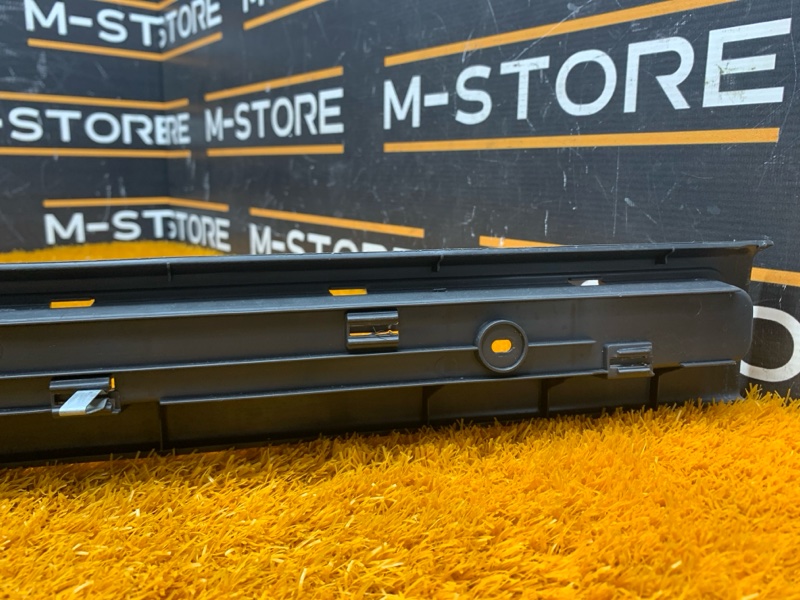 Накладка на порог салона, 330 рублей, Красноярск