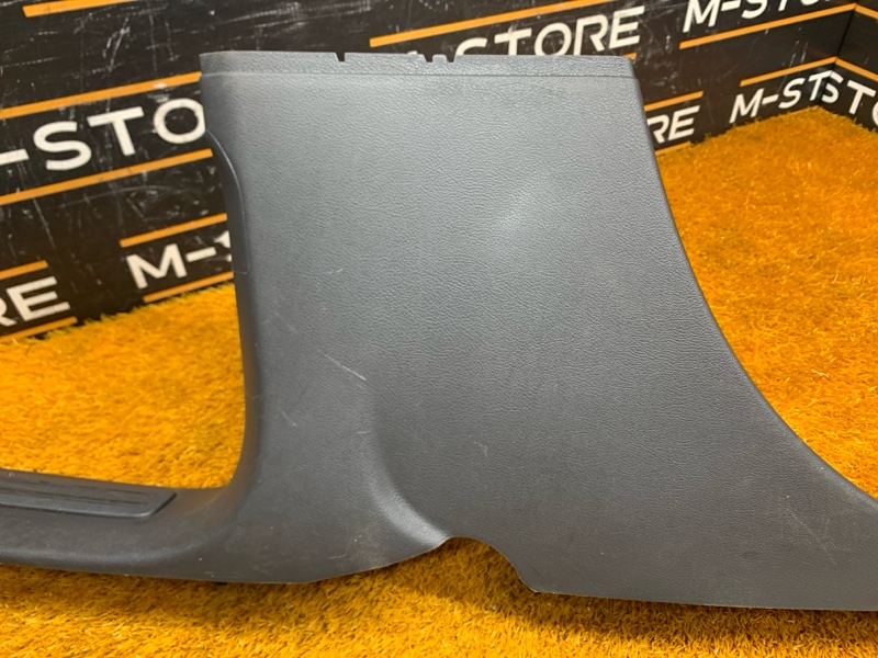 Накладка на порог салона, 200 рублей, Красноярск