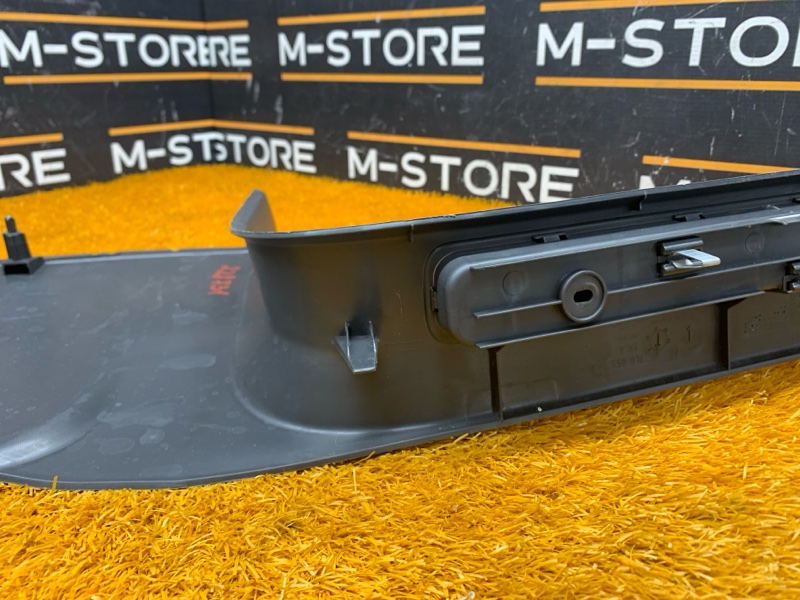 Накладка на порог салона, 200 рублей, Красноярск