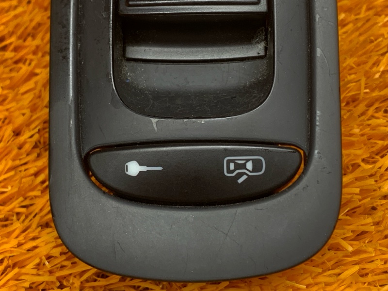 кнопка стеклоподъемника, 420 рублей, Красноярск