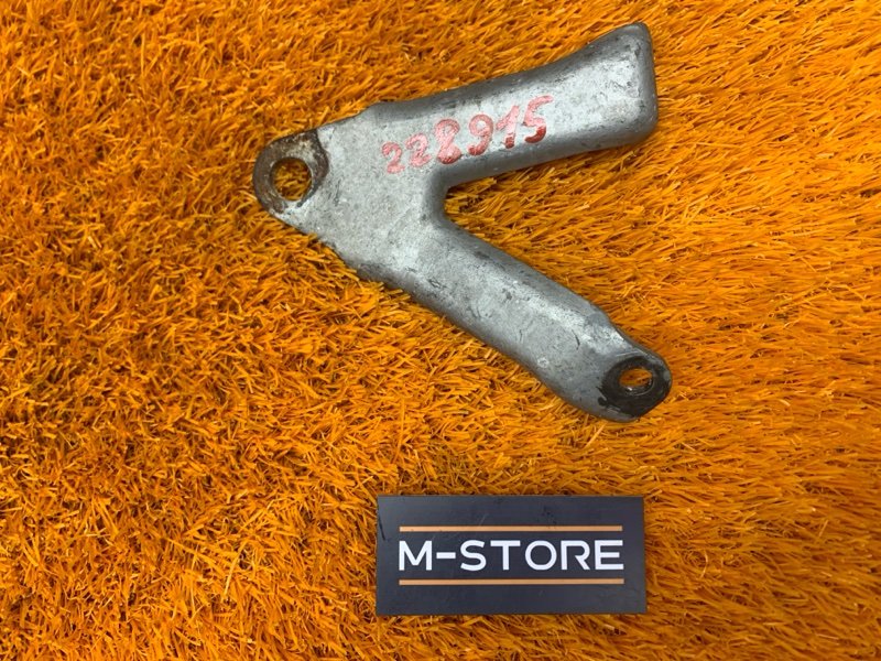 кронштейн, 300 рублей, Красноярск