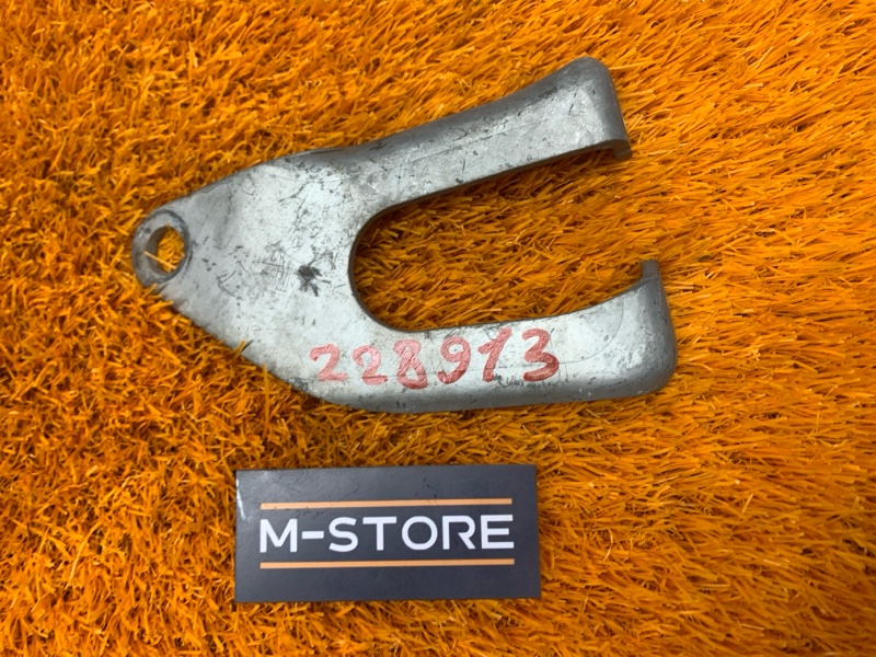 кронштейн, 300 рублей, Красноярск