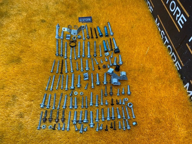 Болты и гайки ДВС, 1040 рублей, Красноярск