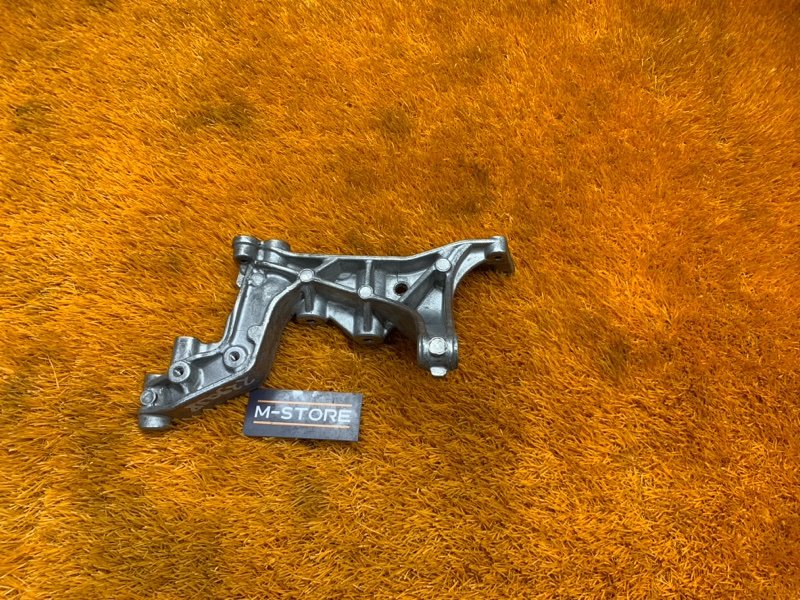 кронштейн, 300 рублей, Красноярск