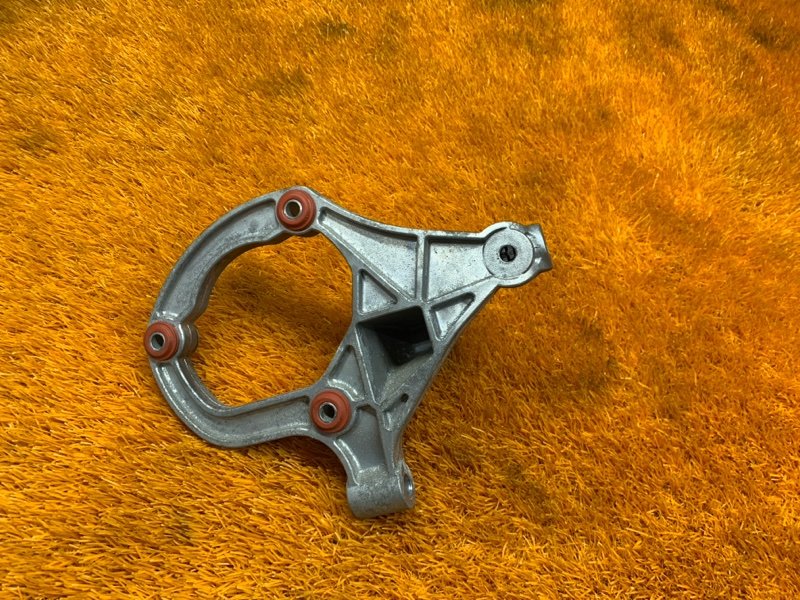 кронштейн насоса продувки катализатора, 450 рублей, Красноярск