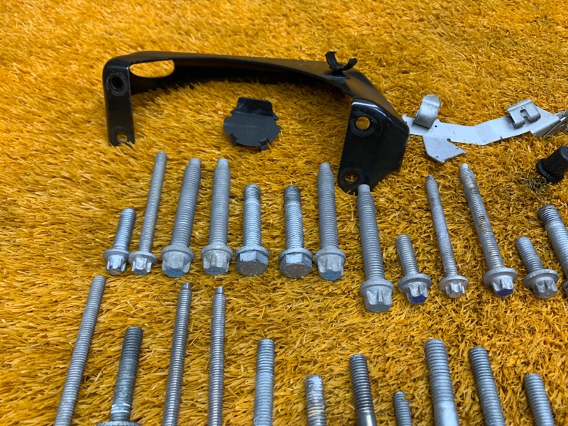 Болты и гайки ДВС, 720 рублей, Красноярск