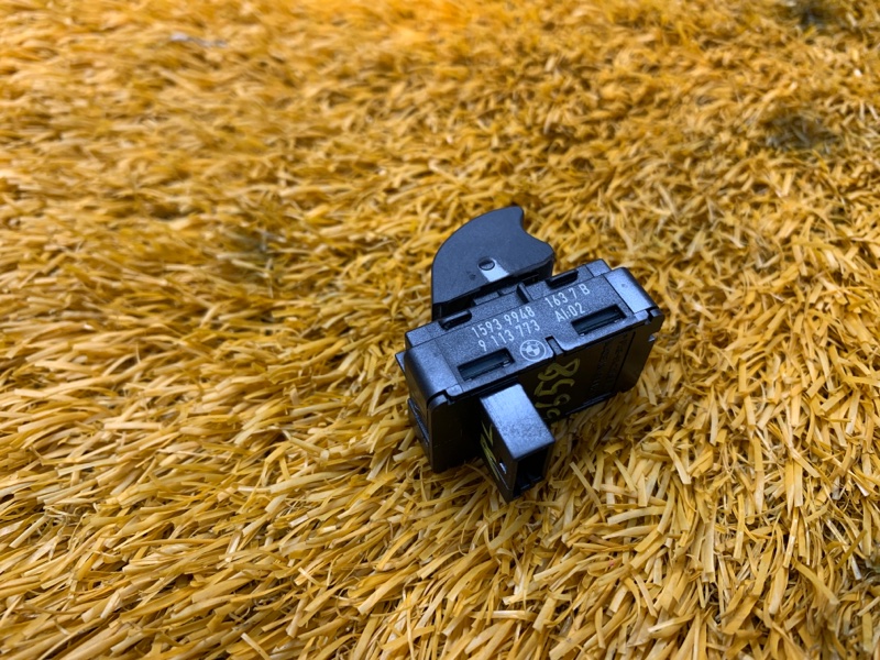 кнопка стеклоподъемника, 500 рублей, Красноярск