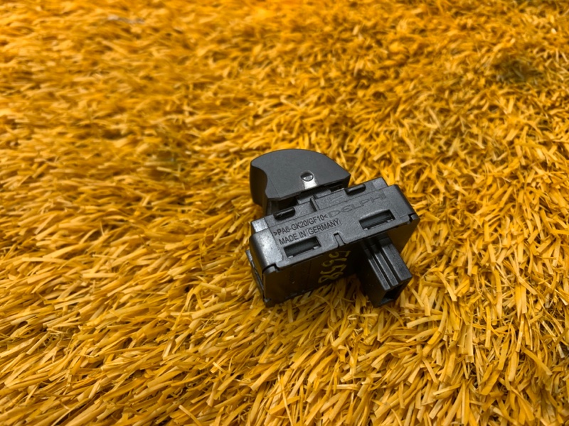 кнопка стеклоподъемника, 500 рублей, Красноярск