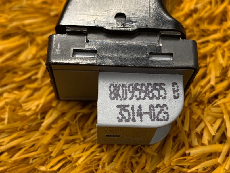 кнопка стеклоподъемника, 300 рублей, Красноярск